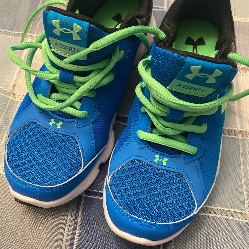 Girls Sneakers